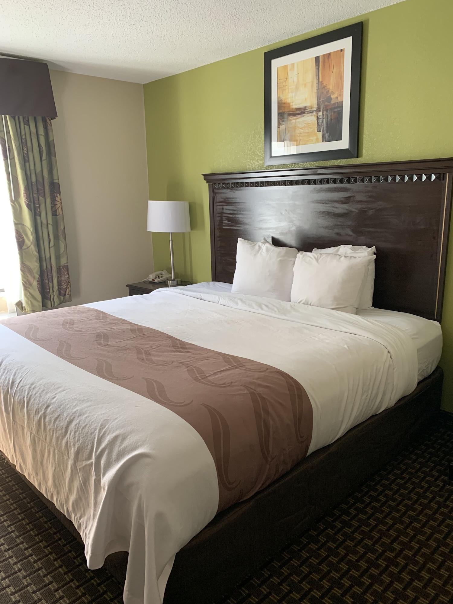Quality Inn & Suites Quantico Stafford Exterior foto