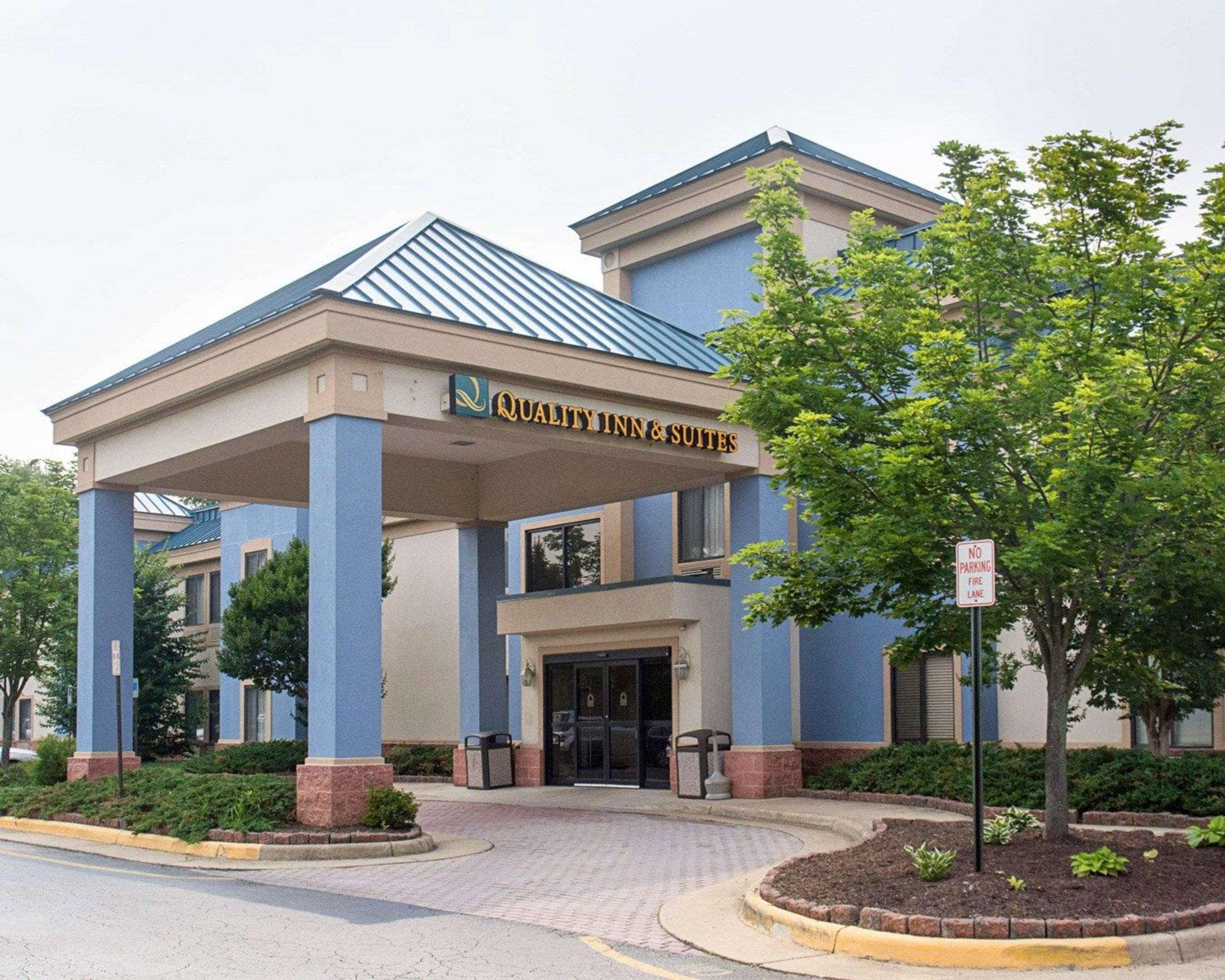 Quality Inn & Suites Quantico Stafford Exterior foto