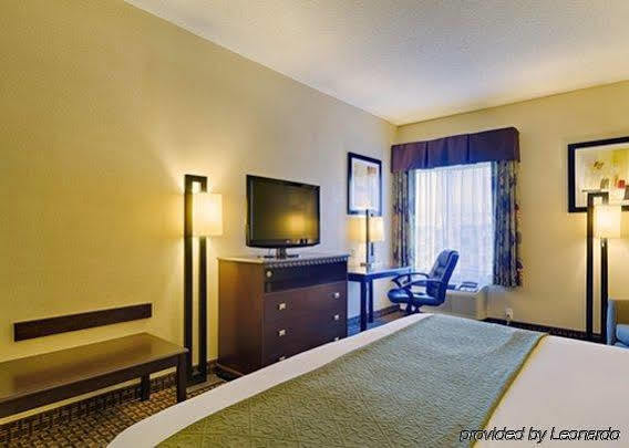 Quality Inn & Suites Quantico Stafford Exterior foto